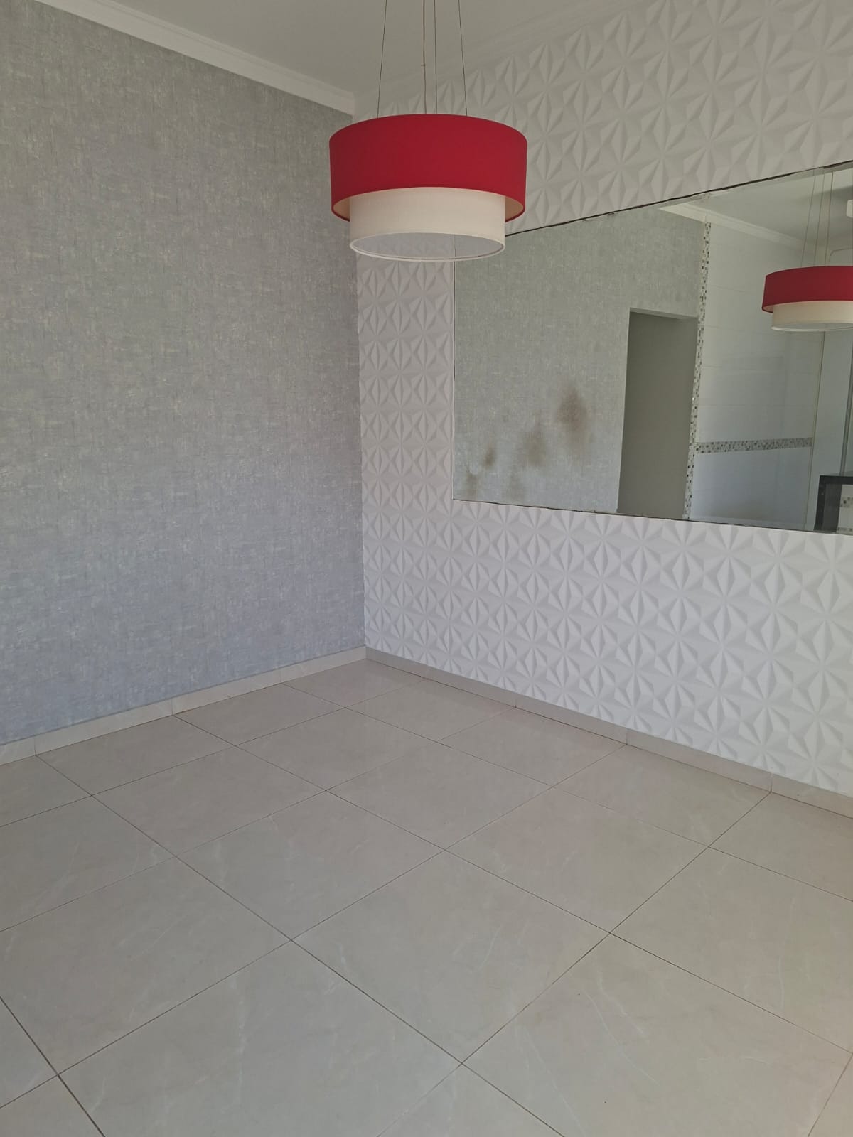 Charmosa Casa Locação e Venda no Condomínio  Ibi Aram 1 em Itupeva 