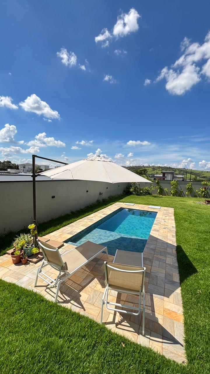 Linda Casa Contemporânea 4 dormitórios à Venda no Vida Real 