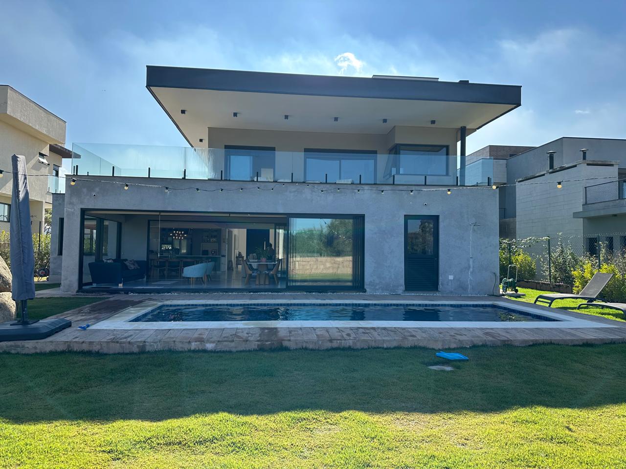 Casa 4 Dormitórios e estilo Moderno à Venda no Condomínio Vida Real- Itupeva