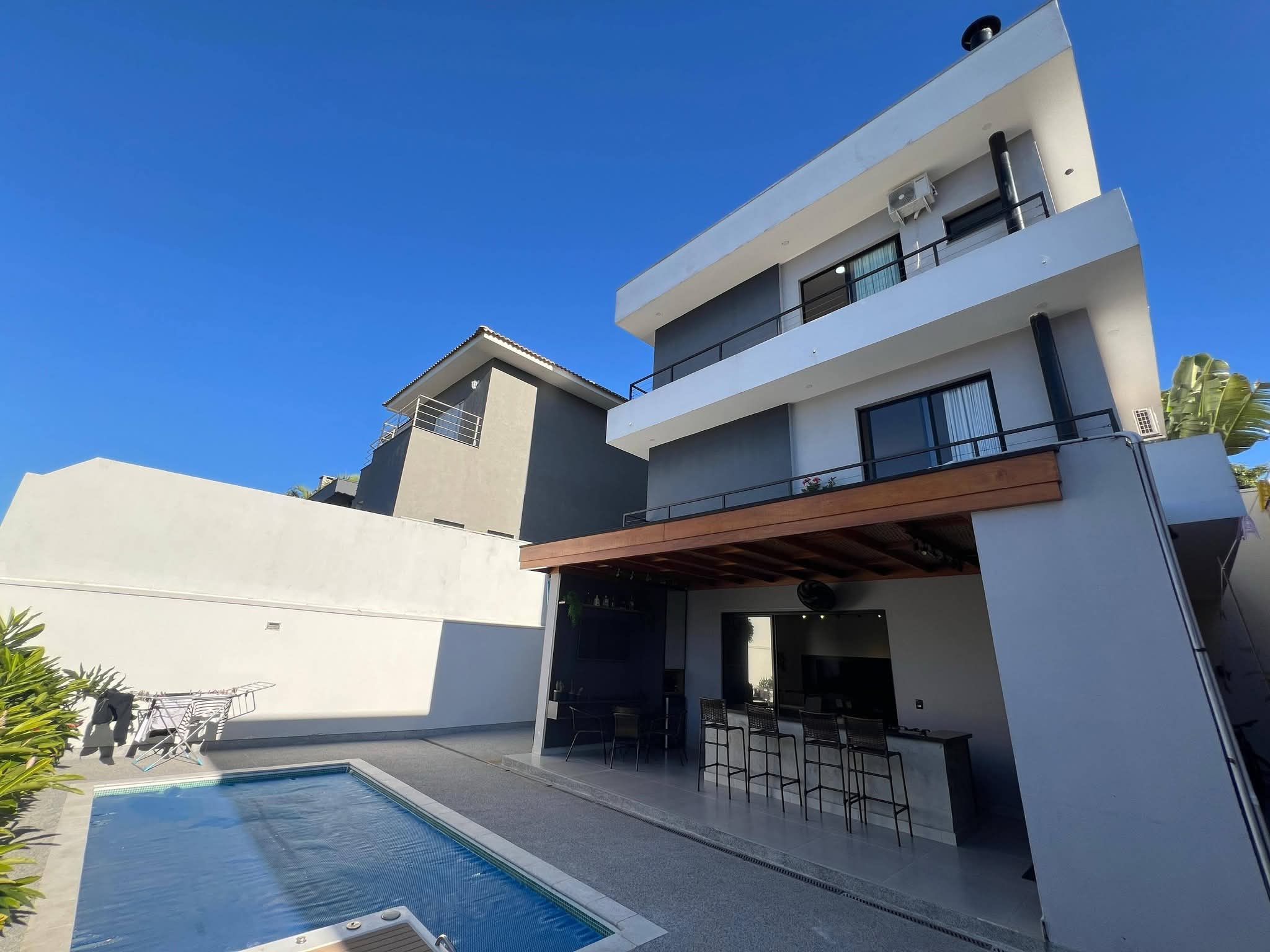 Casa  de Alto Padrão à Venda no Ibi Aram 1 em Itupeva-SP