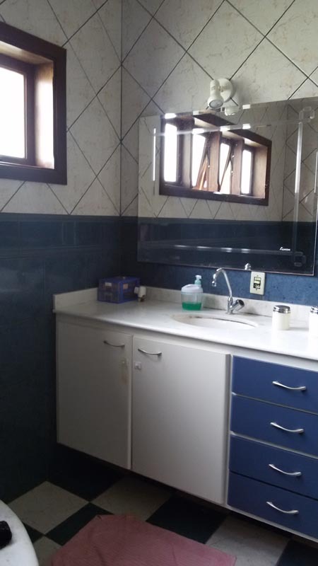 Ótima Residência em Condomínio