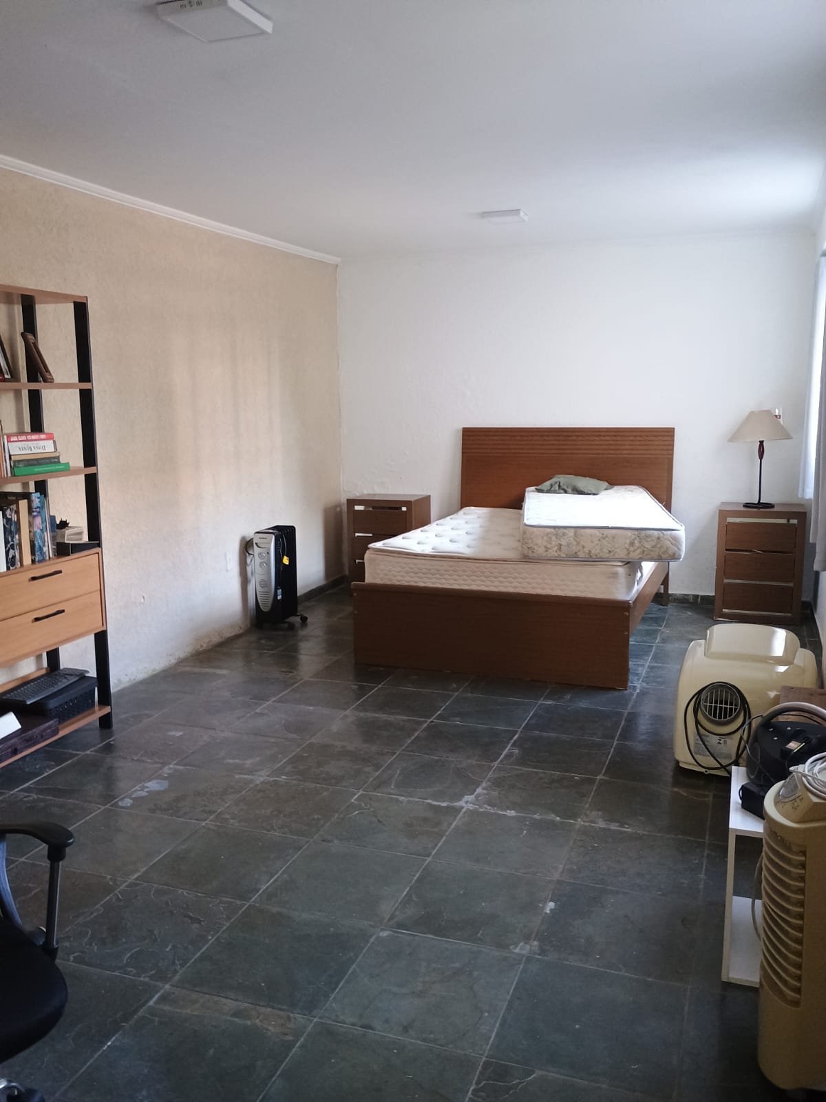 Casa de Campo Estilo Colonial com Vista para o Lago no Cafezal 6 – Itupeva!