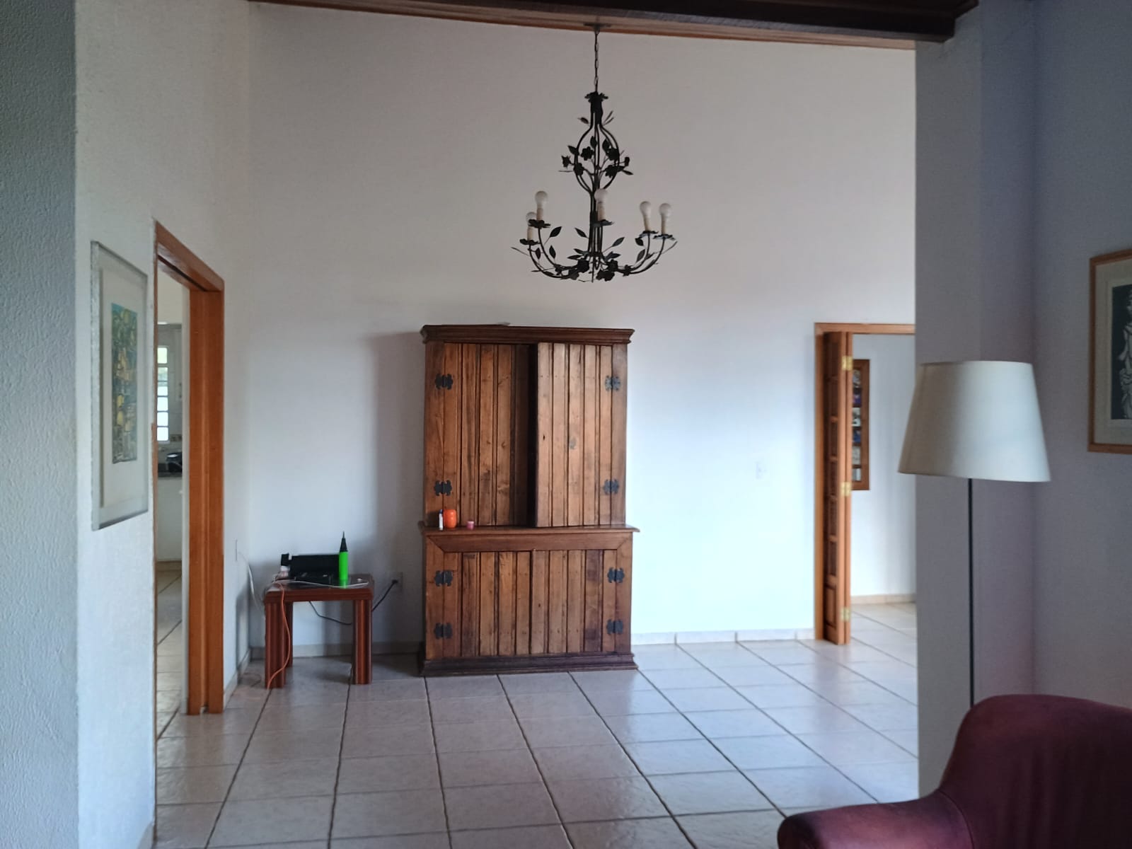 Casa de Campo Estilo Colonial com Vista para o Lago no Cafezal 6 – Itupeva!