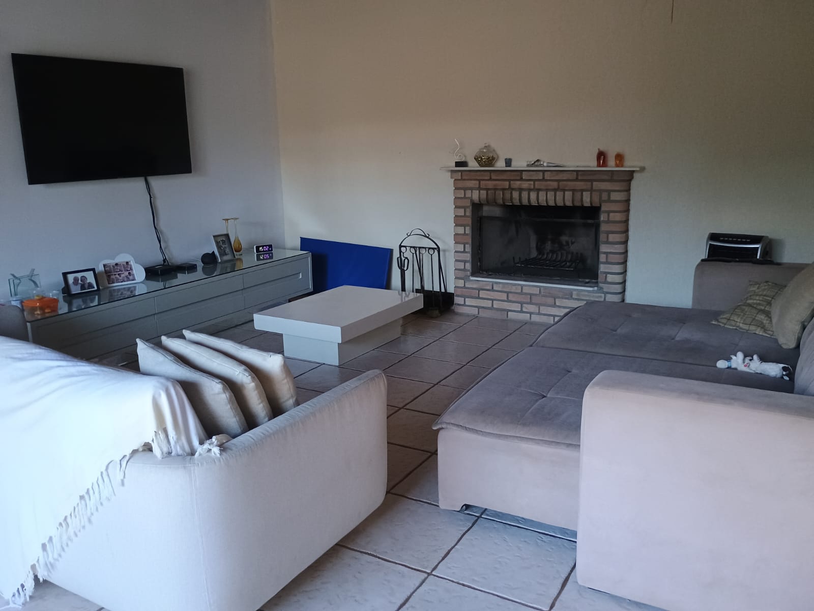 Casa de Campo Estilo Colonial com Vista para o Lago no Cafezal 6 – Itupeva!