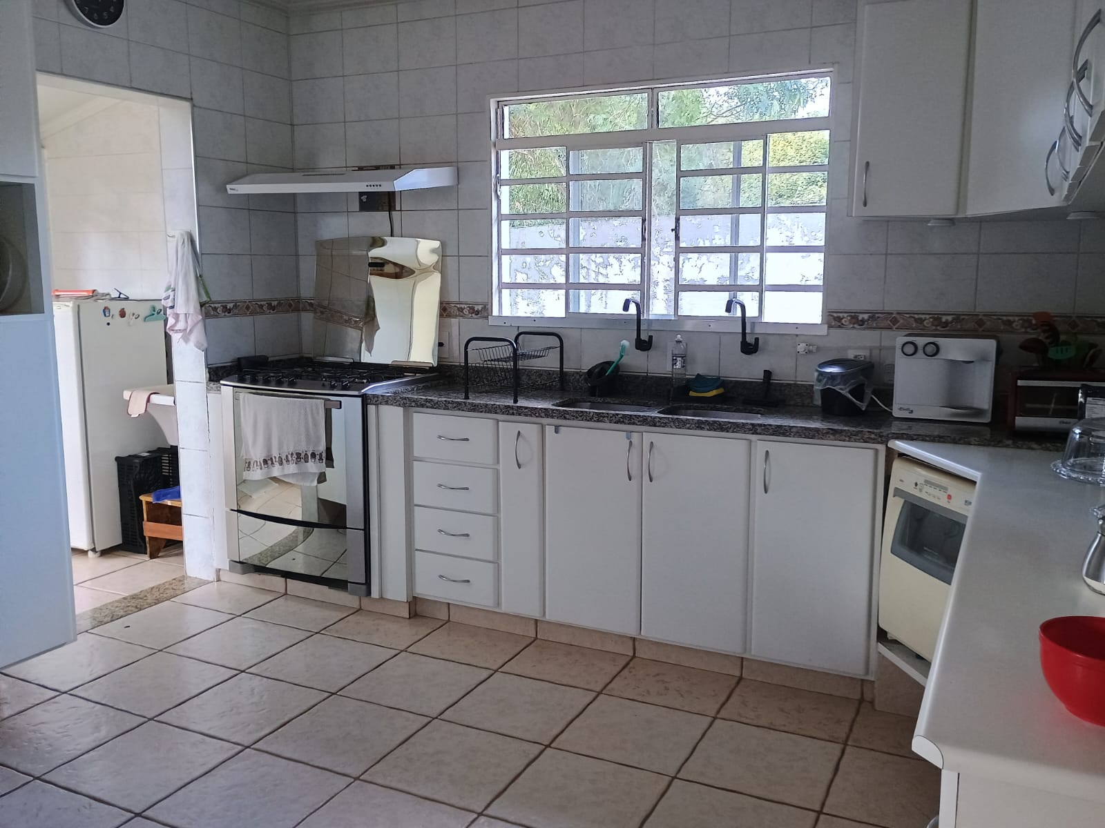 Casa de Campo Estilo Colonial com Vista para o Lago no Cafezal 6 – Itupeva!