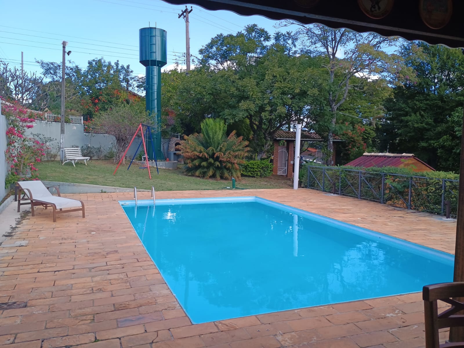 Casa de Campo Estilo Colonial com Vista para o Lago no Cafezal 6 – Itupeva!