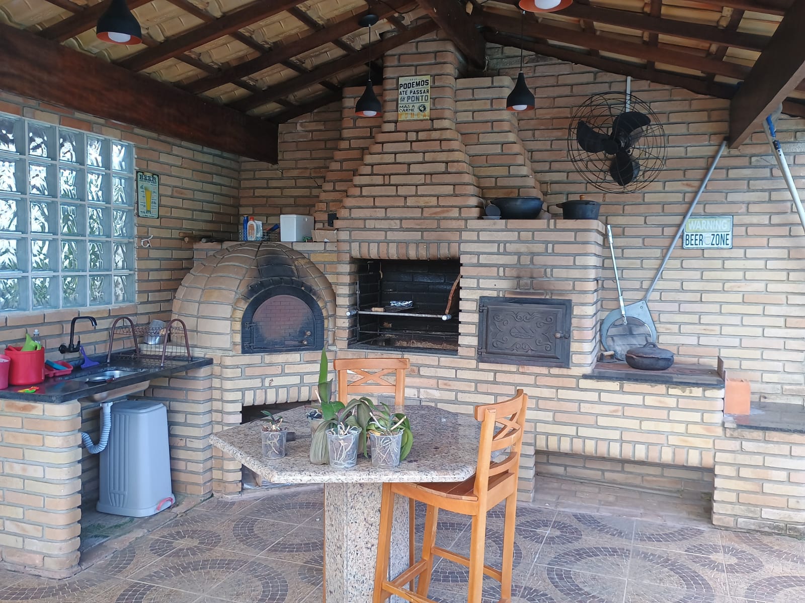 Casa de Campo Estilo Colonial com Vista para o Lago no Cafezal 6 – Itupeva!