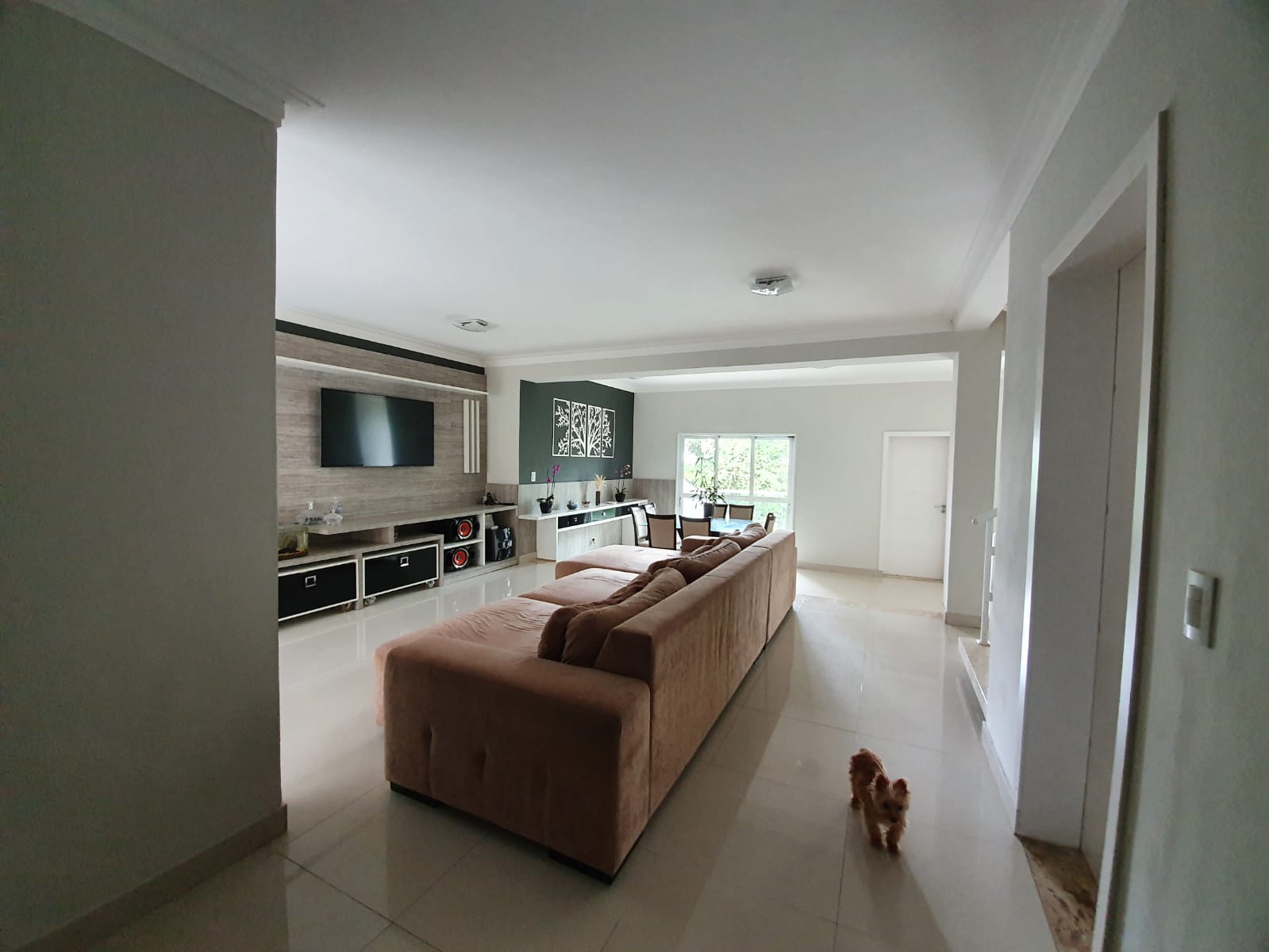 Casa linda em condomínio 