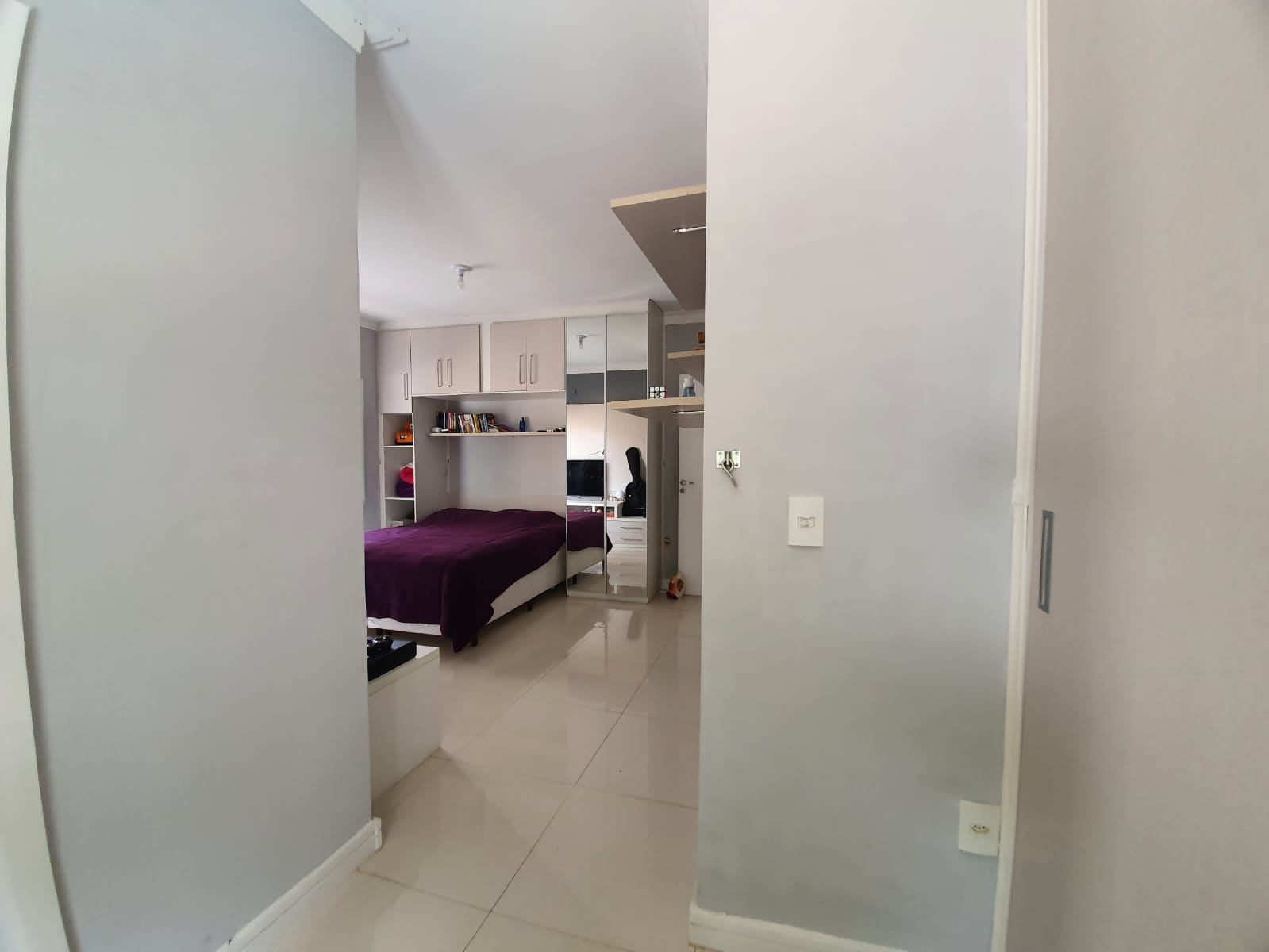 Casa linda em condomínio 