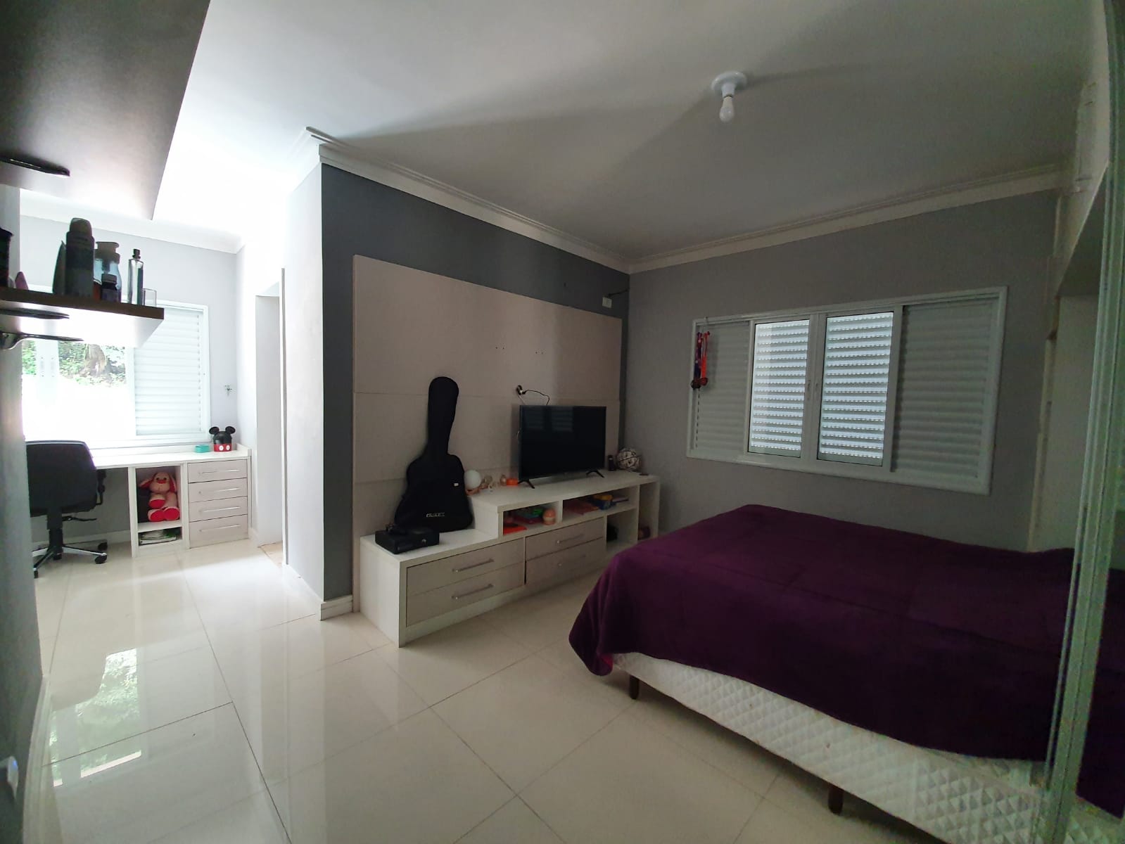Casa linda em condomínio 