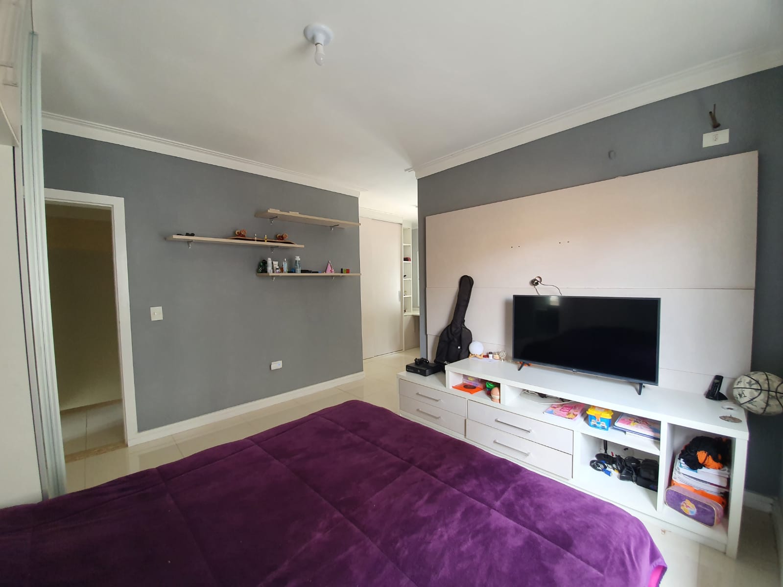 Casa linda em condomínio 