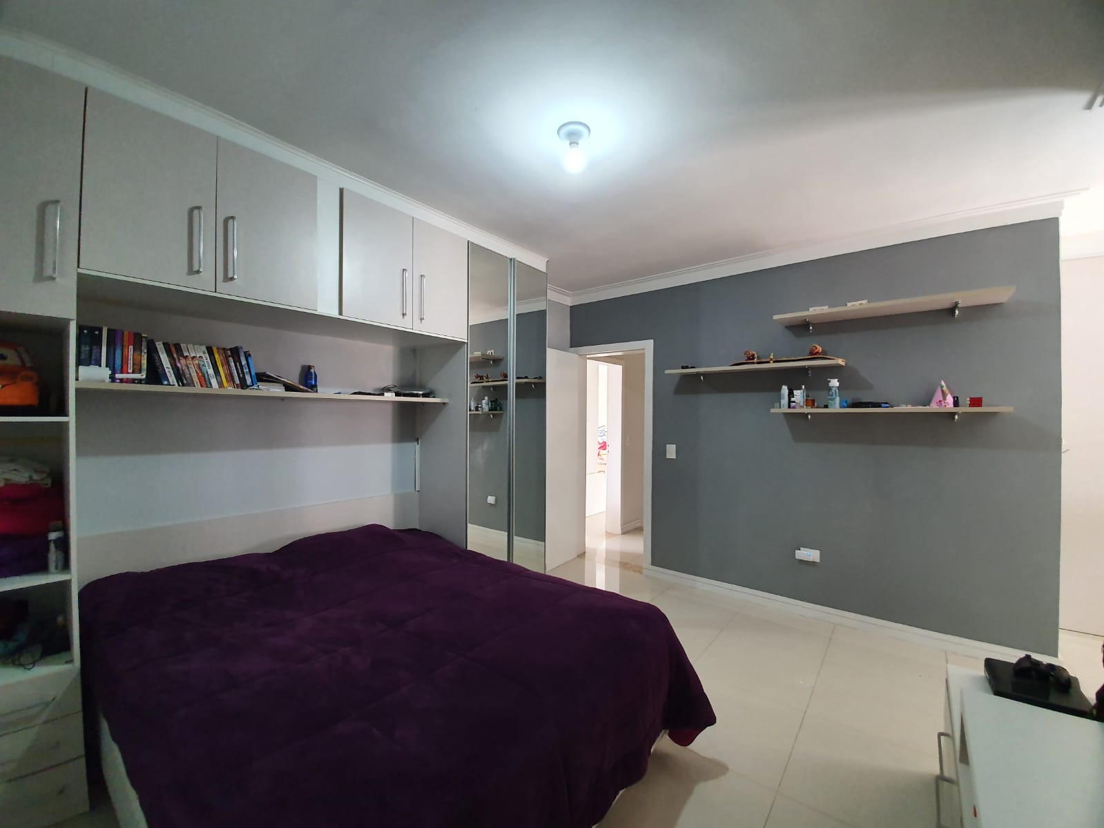Casa linda em condomínio 
