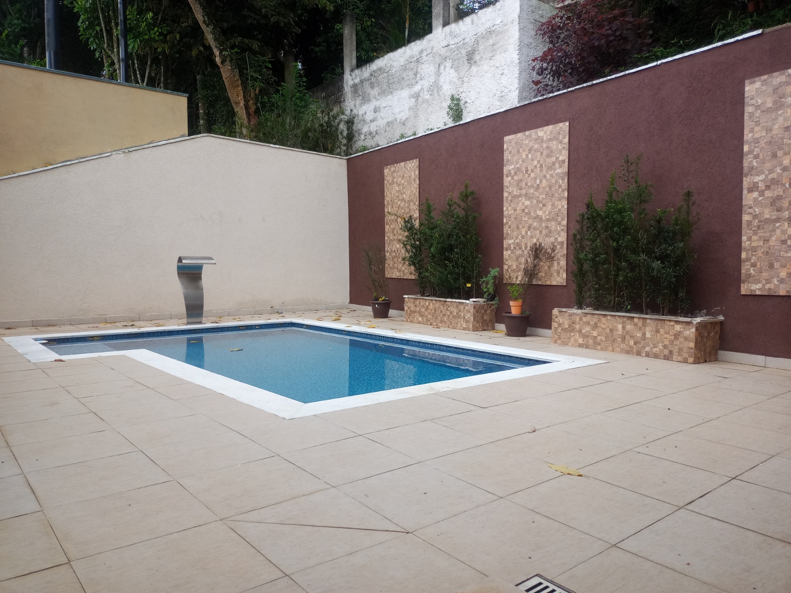Casa linda em condomínio 