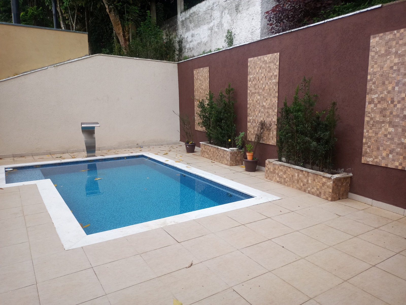 Casa linda em condomínio 
