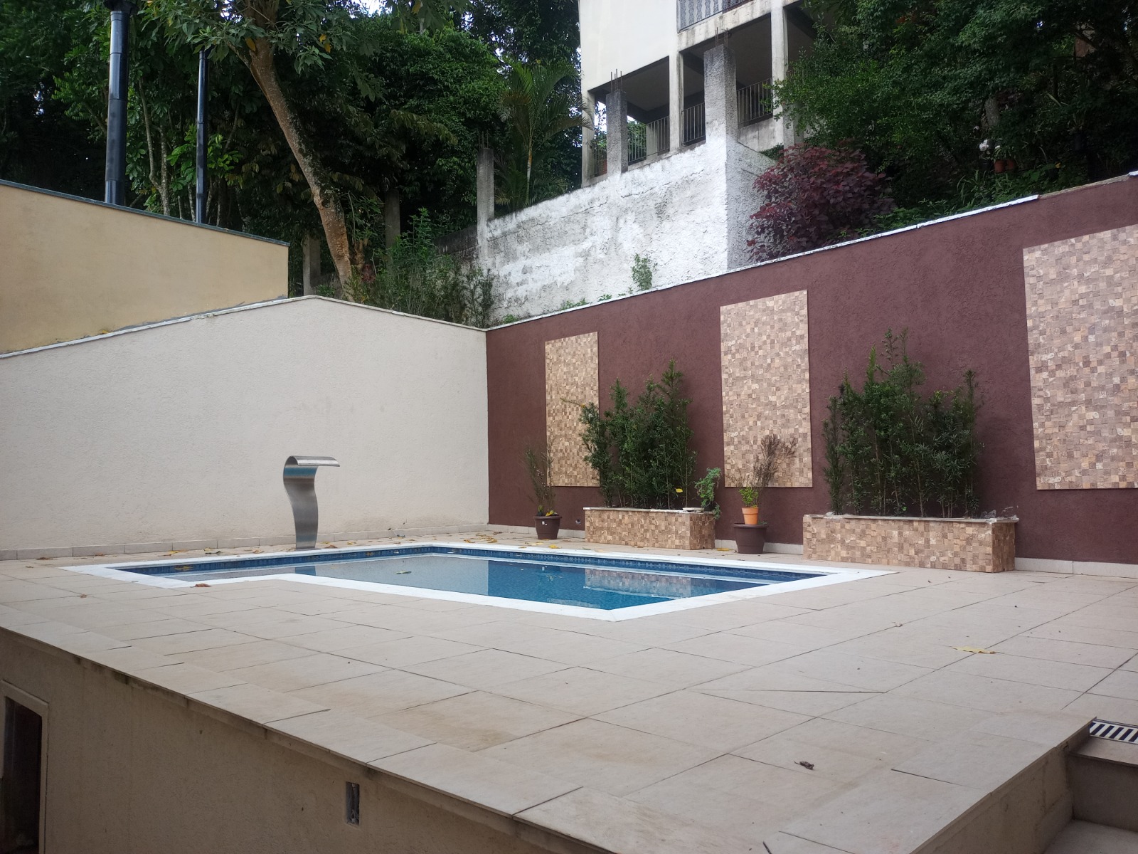 Casa linda em condomínio 