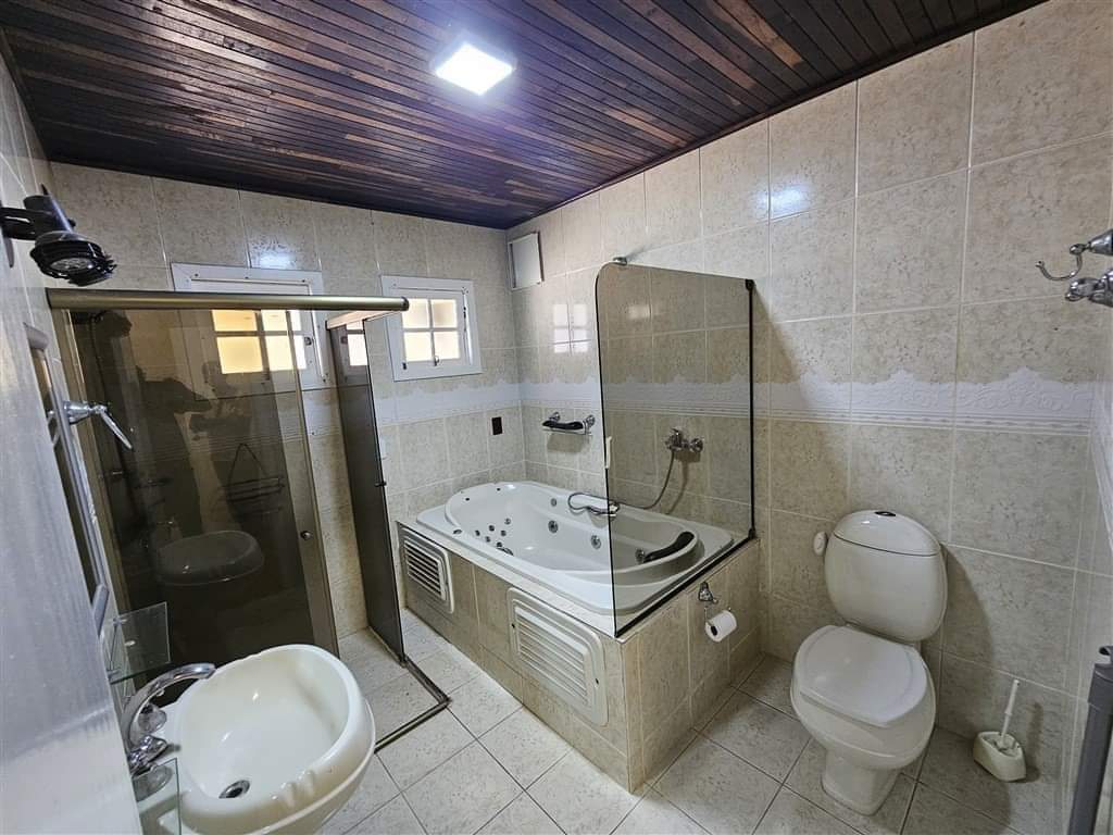 Casa em condomínio 