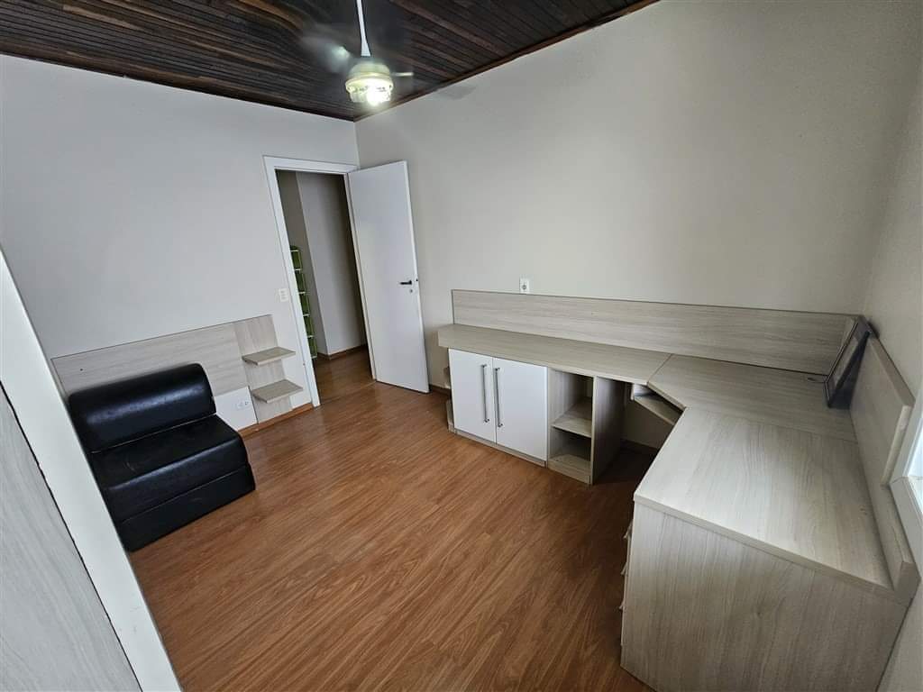 Casa em condomínio 