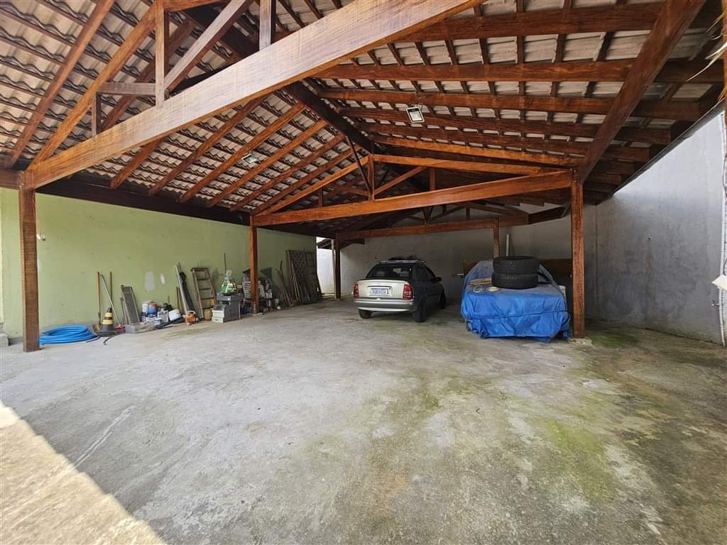 Casa em condomínio 