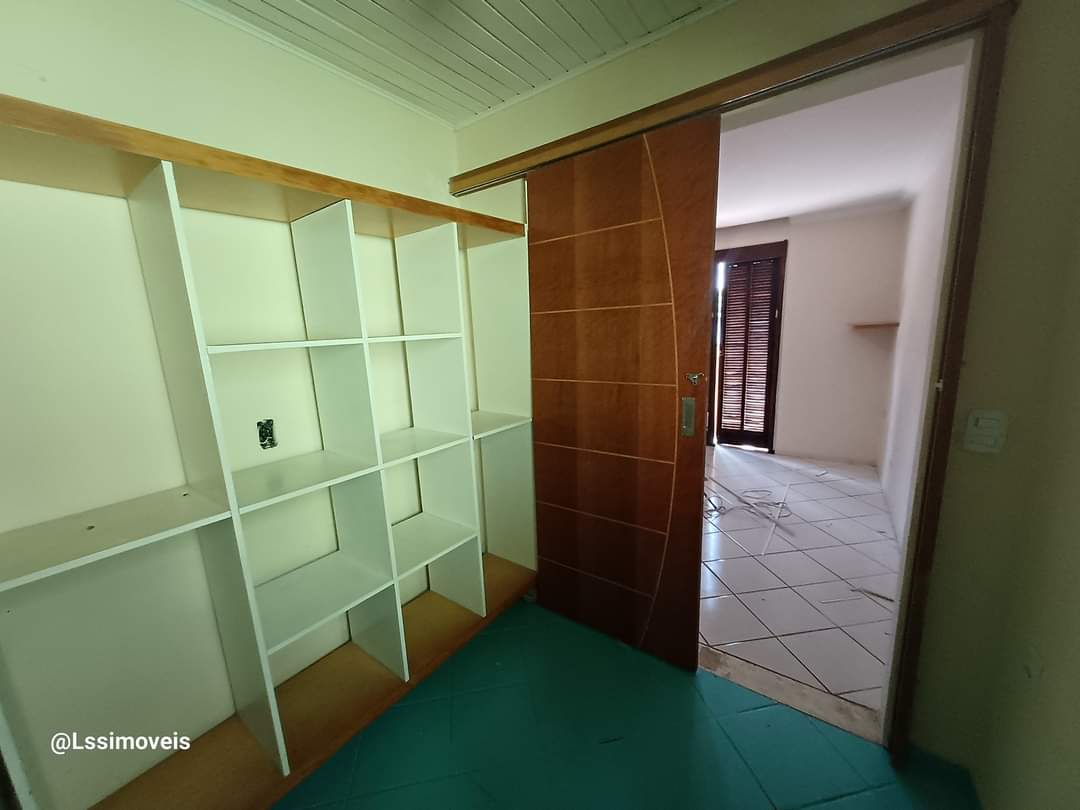 CASA EM CONDOMÍNIO PARA VENDA  - ALUGADA NO MOMENTO
