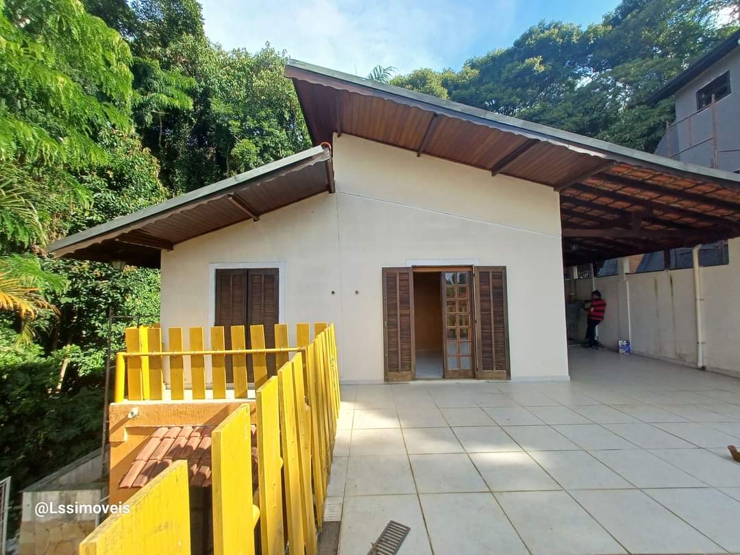 CASA EM CONDOMÍNIO PARA VENDA  - ALUGADA NO MOMENTO