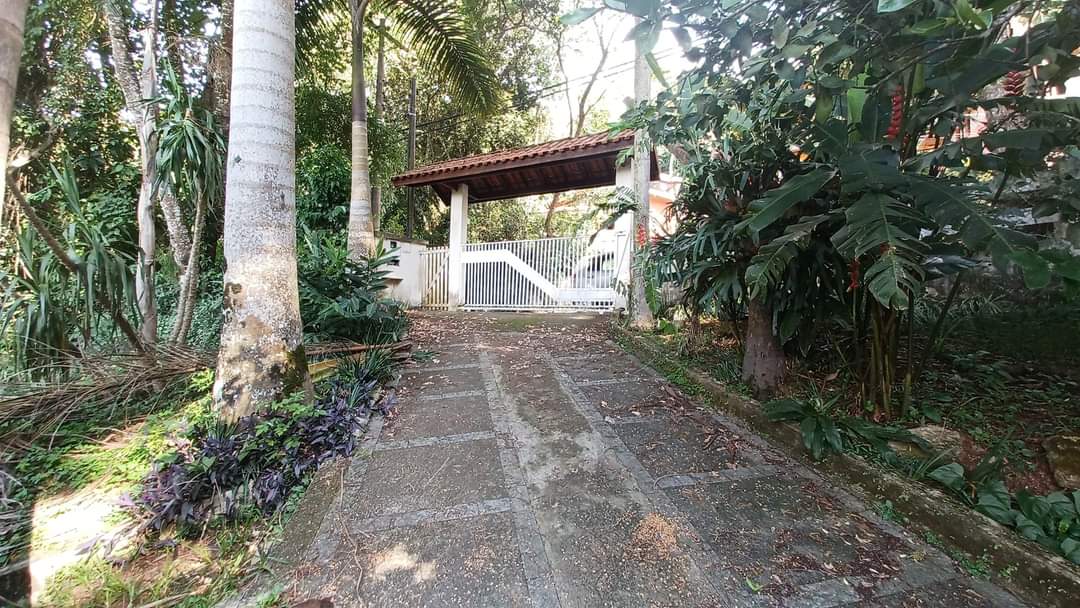 CASA EM CONDOMÍNIO PARA VENDA  - ALUGADA NO MOMENTO