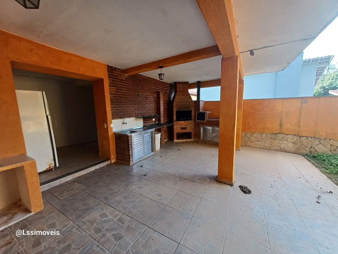 CASA EM CONDOMÍNIO PARA VENDA  - ALUGADA NO MOMENTO