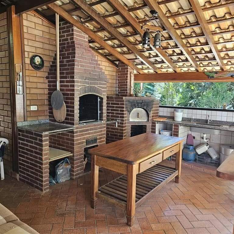 Casa em condomínio