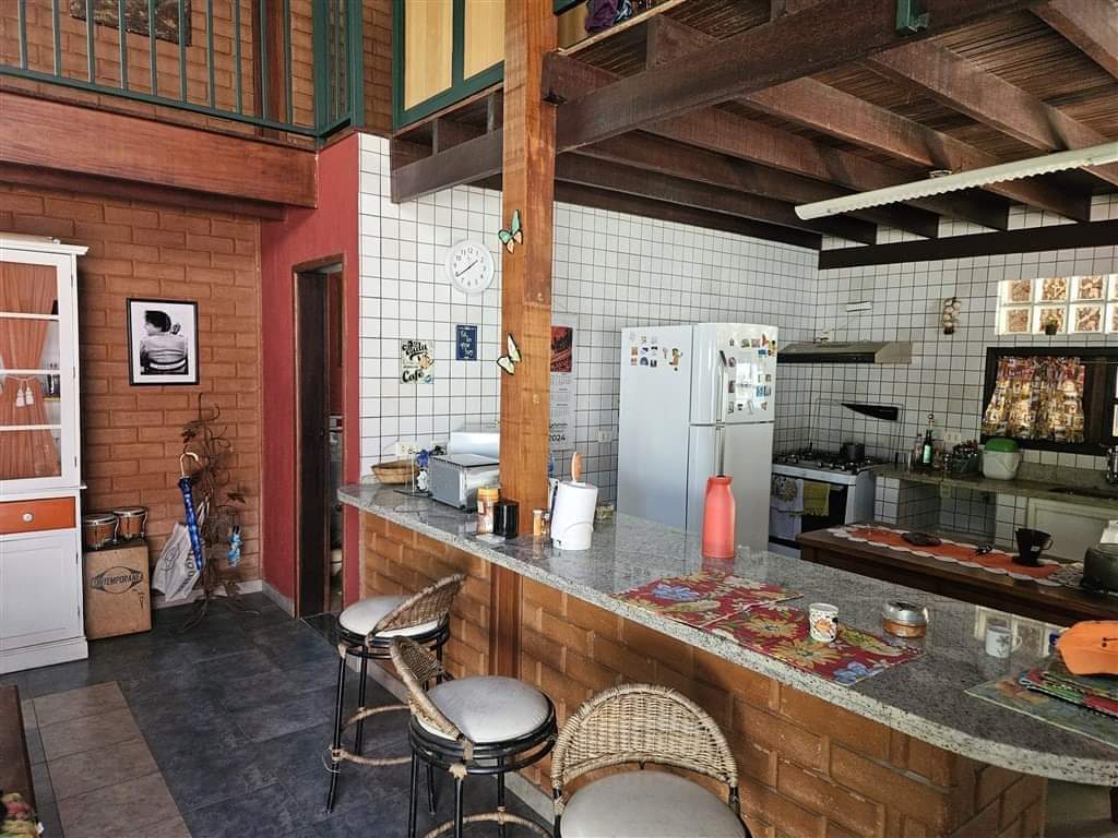 Casa em condomínio