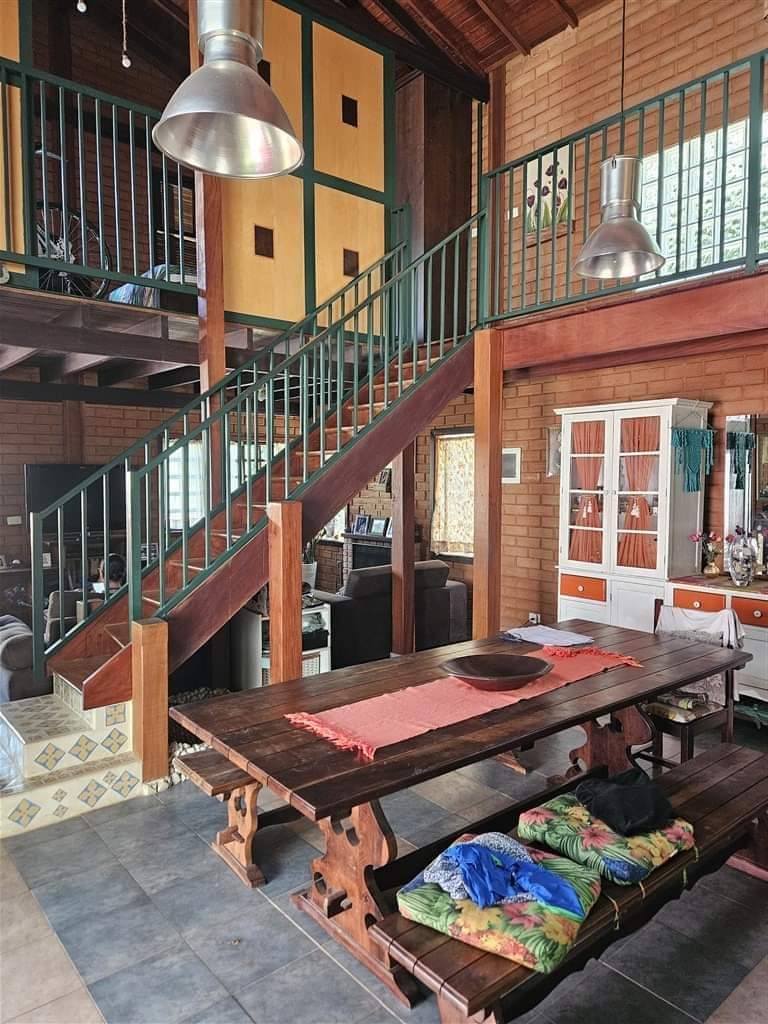 Casa em condomínio
