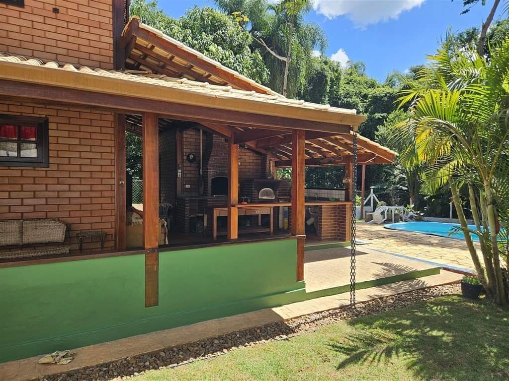 Casa em condomínio