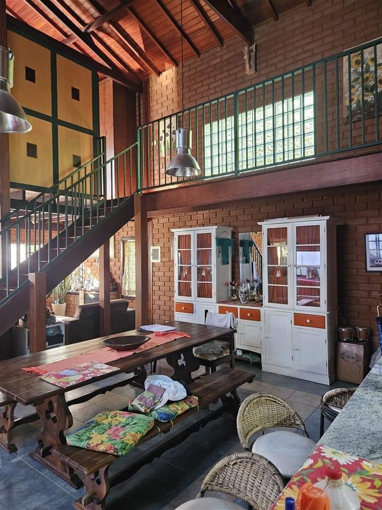 Casa em condomínio