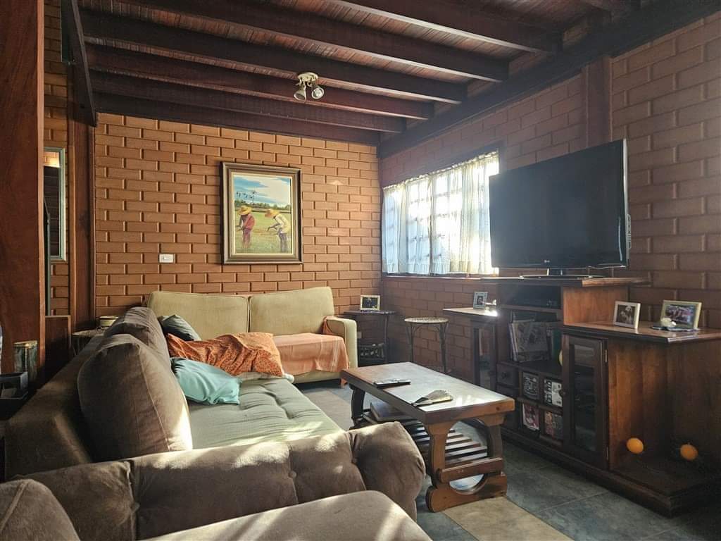 Casa em condomínio