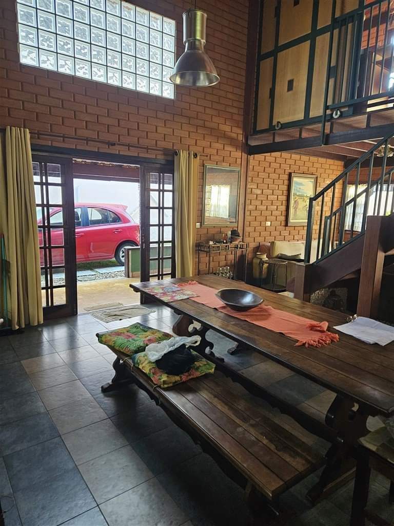Casa em condomínio