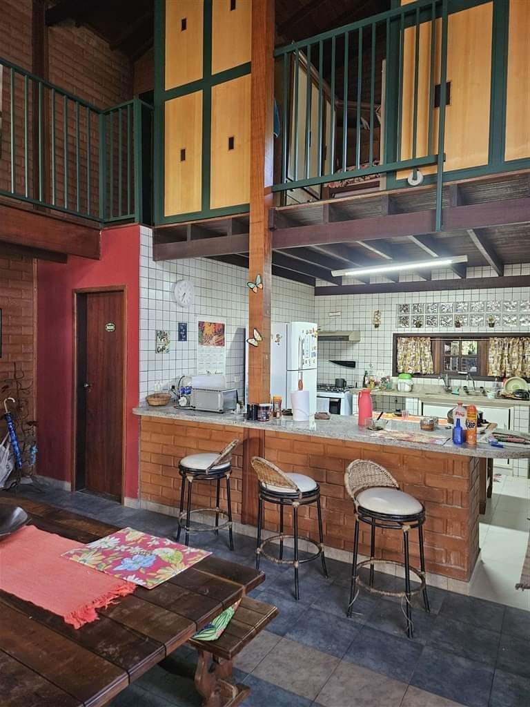 Casa em condomínio