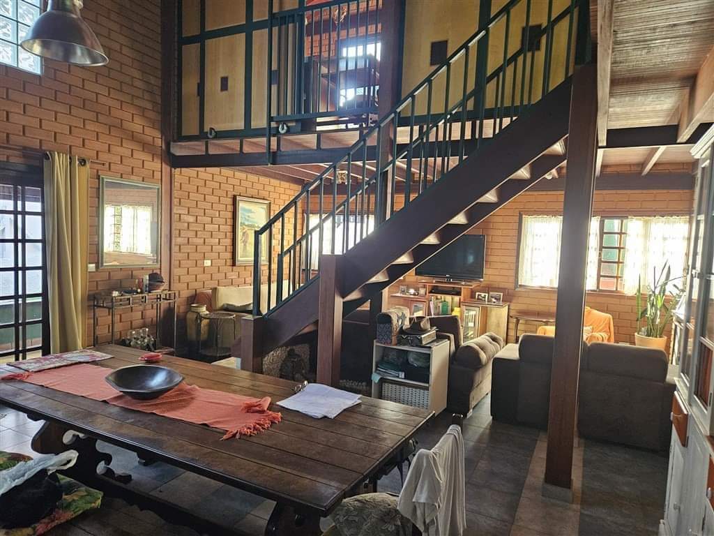Casa em condomínio
