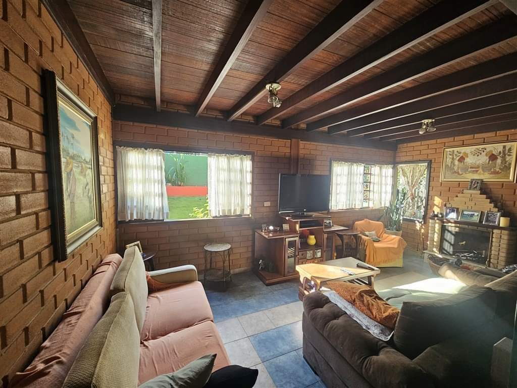 Casa em condomínio