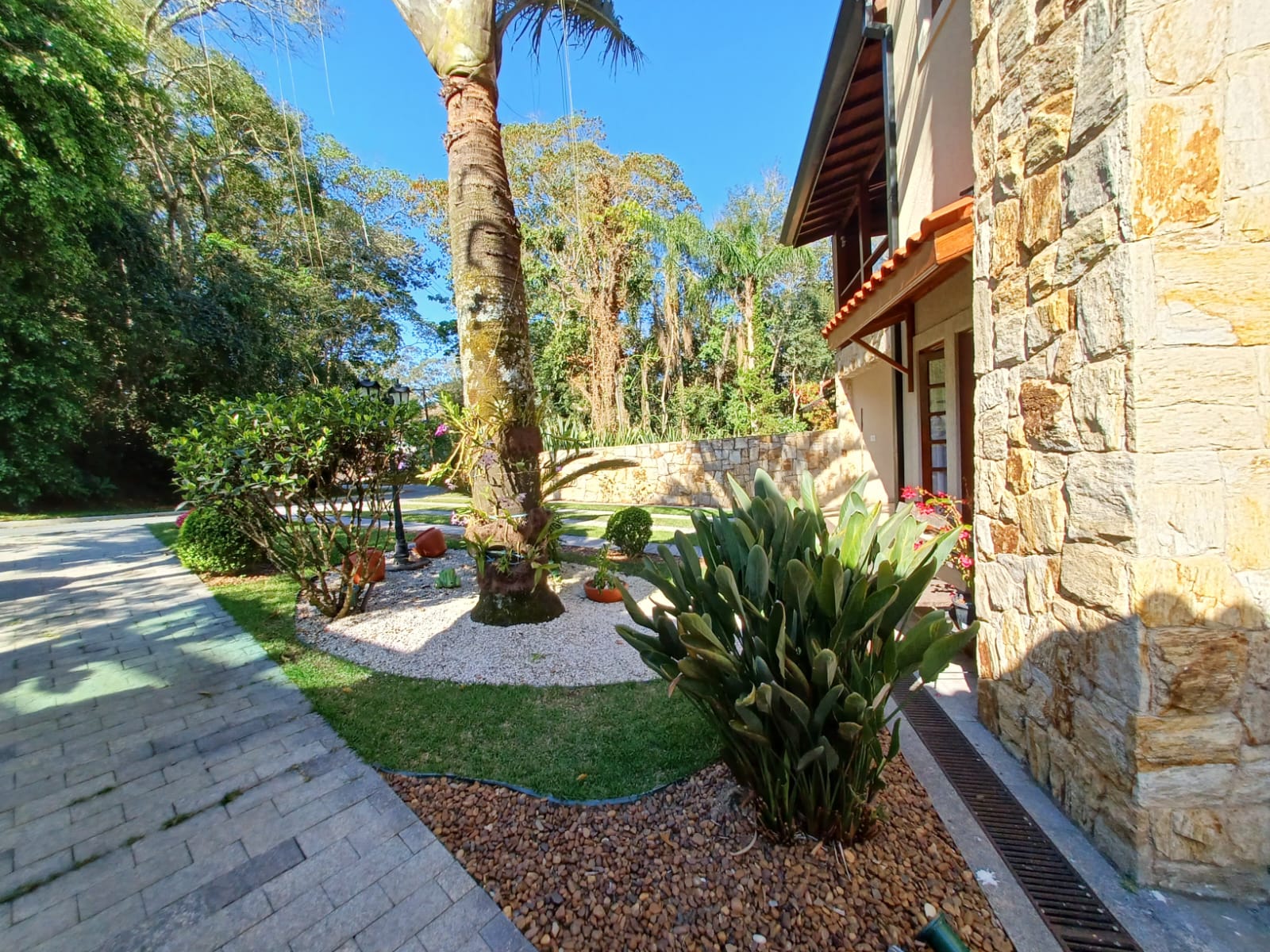 Casa em condomínio