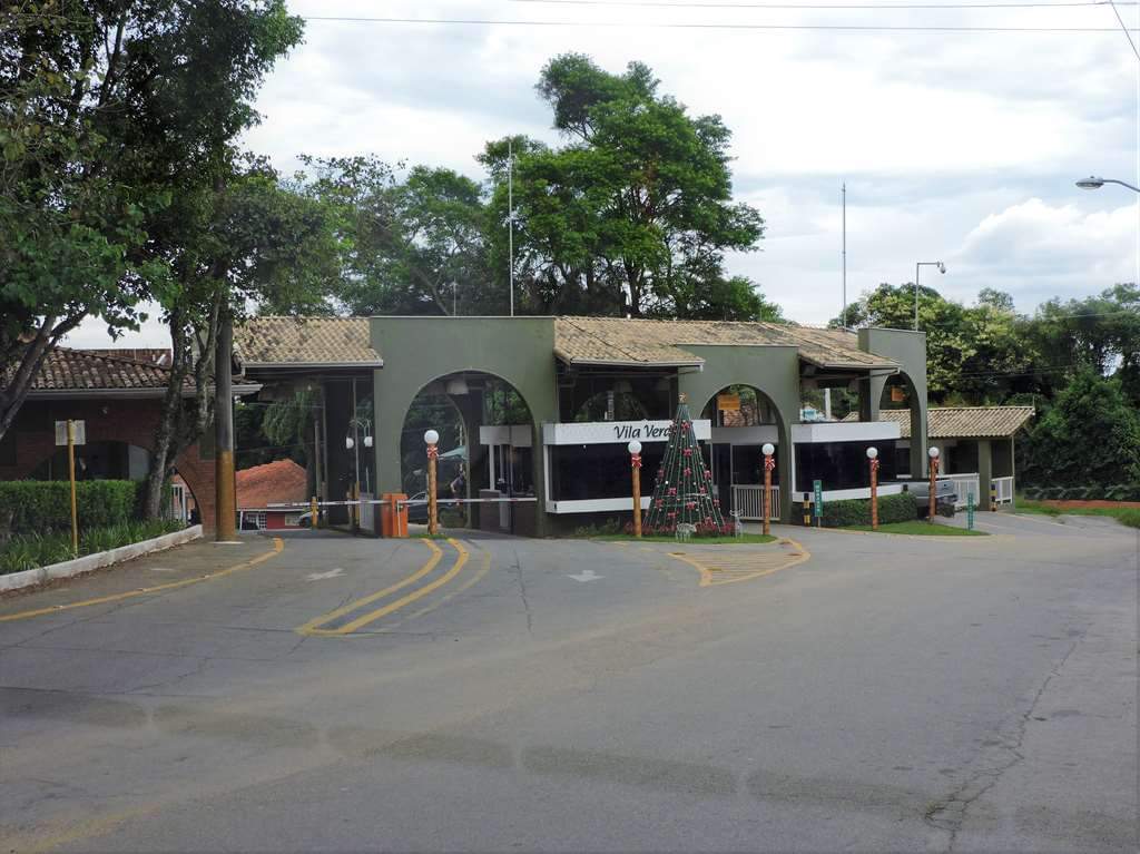 Casa em condomínio