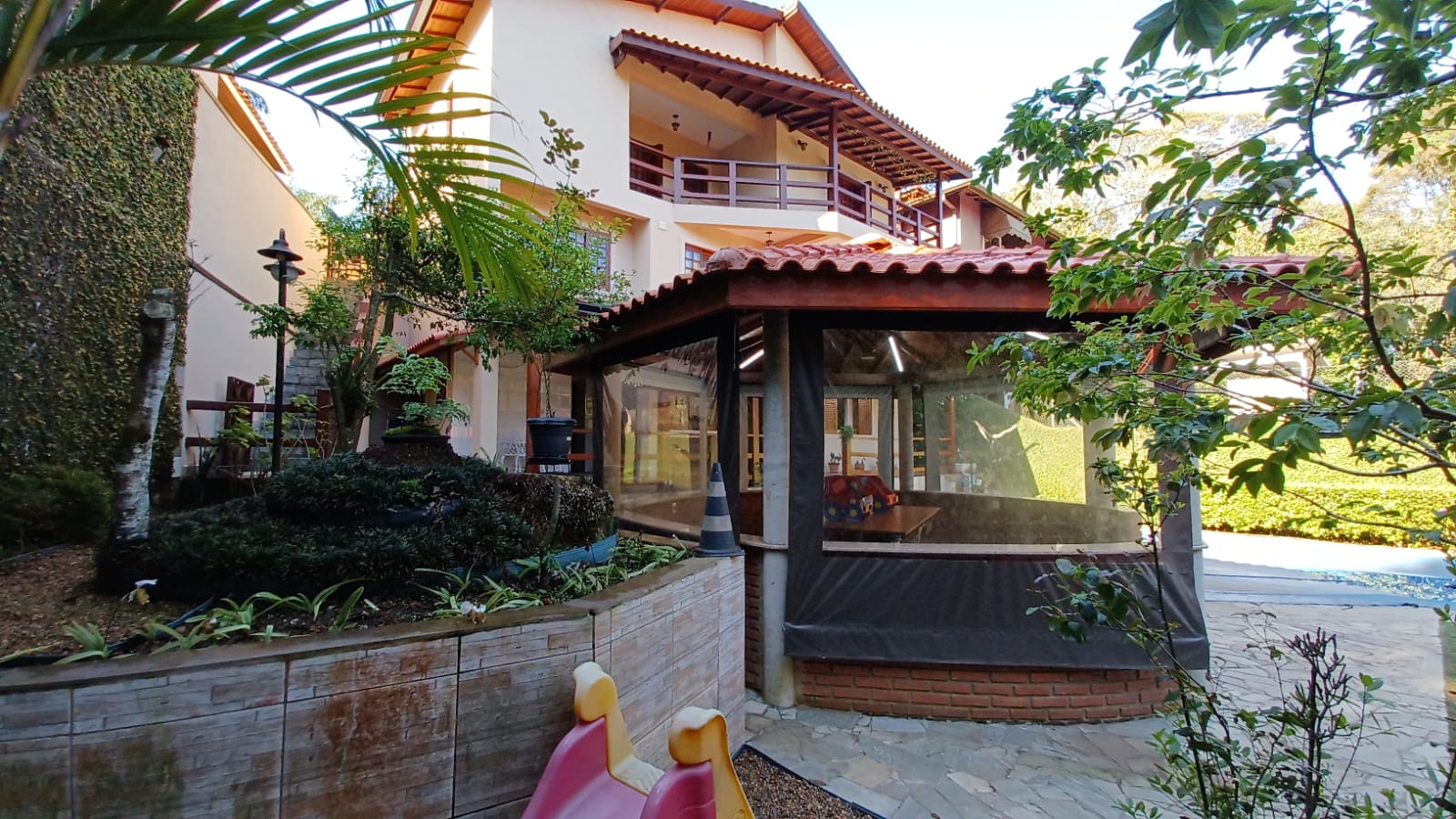 Casa em condomínio
