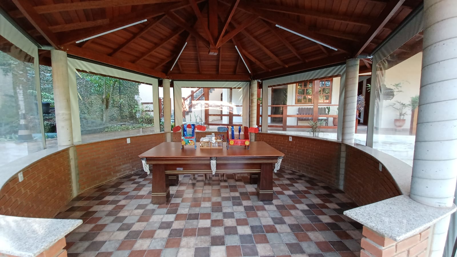 Casa em condomínio