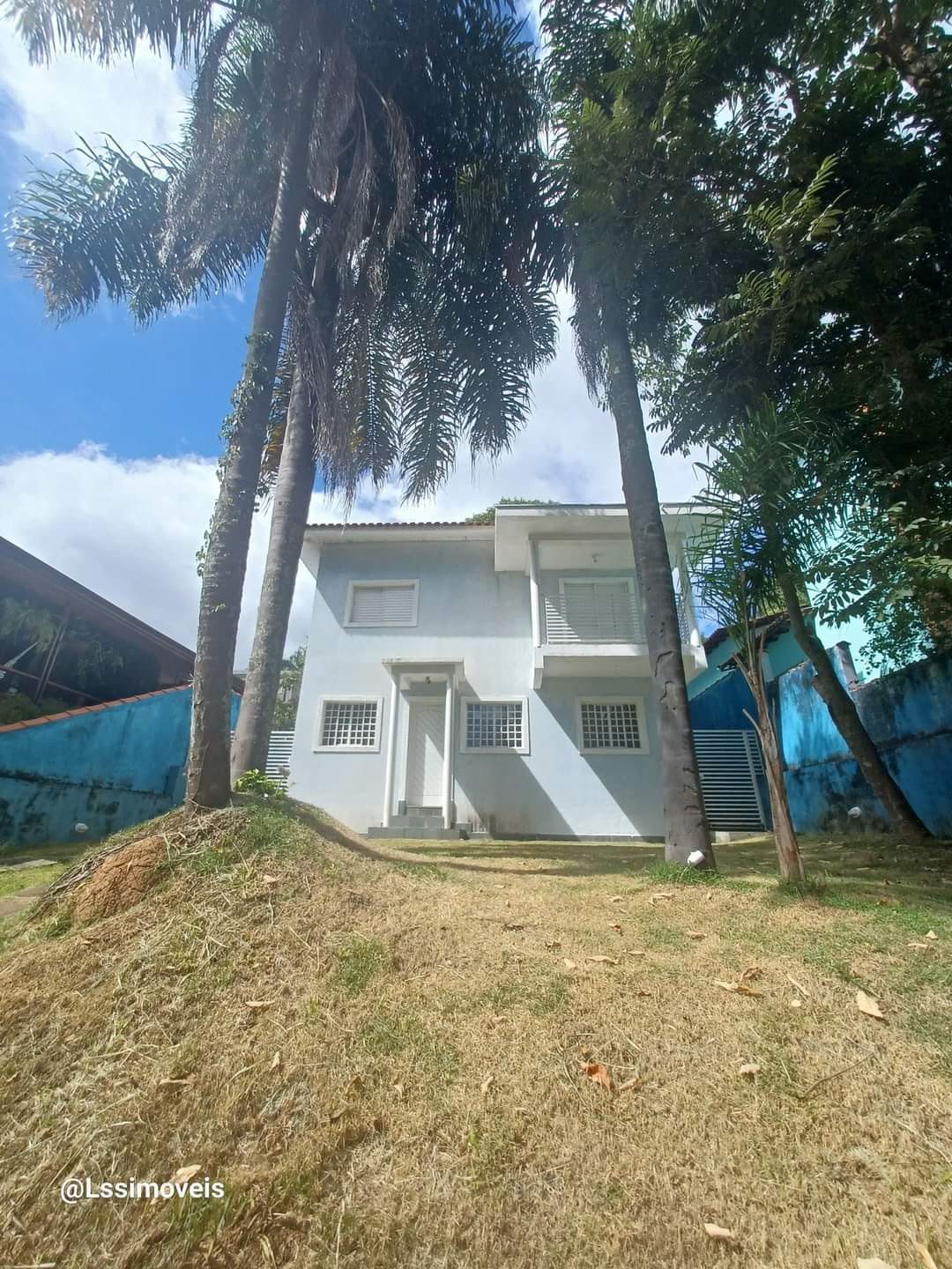 Casa em condomínio