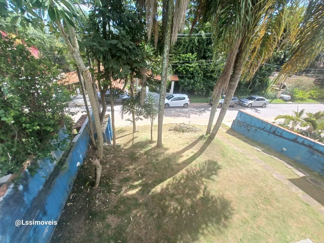Casa em condomínio