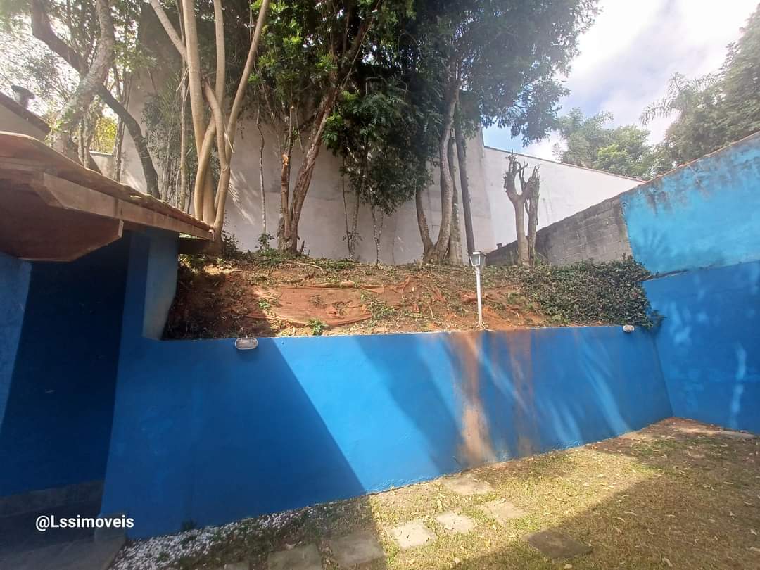 Casa em condomínio