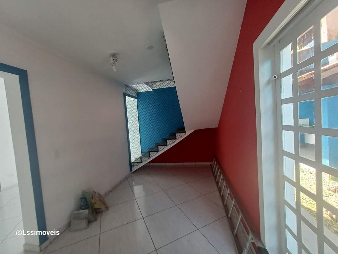 Casa em condomínio