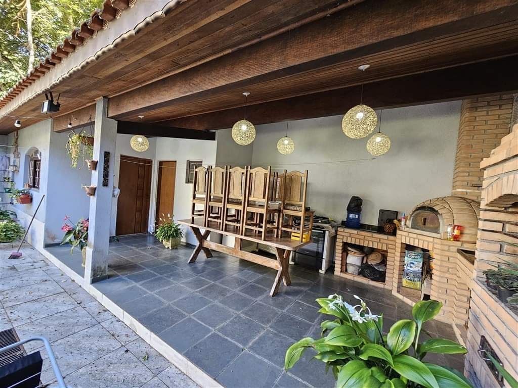 Casa em condomínio