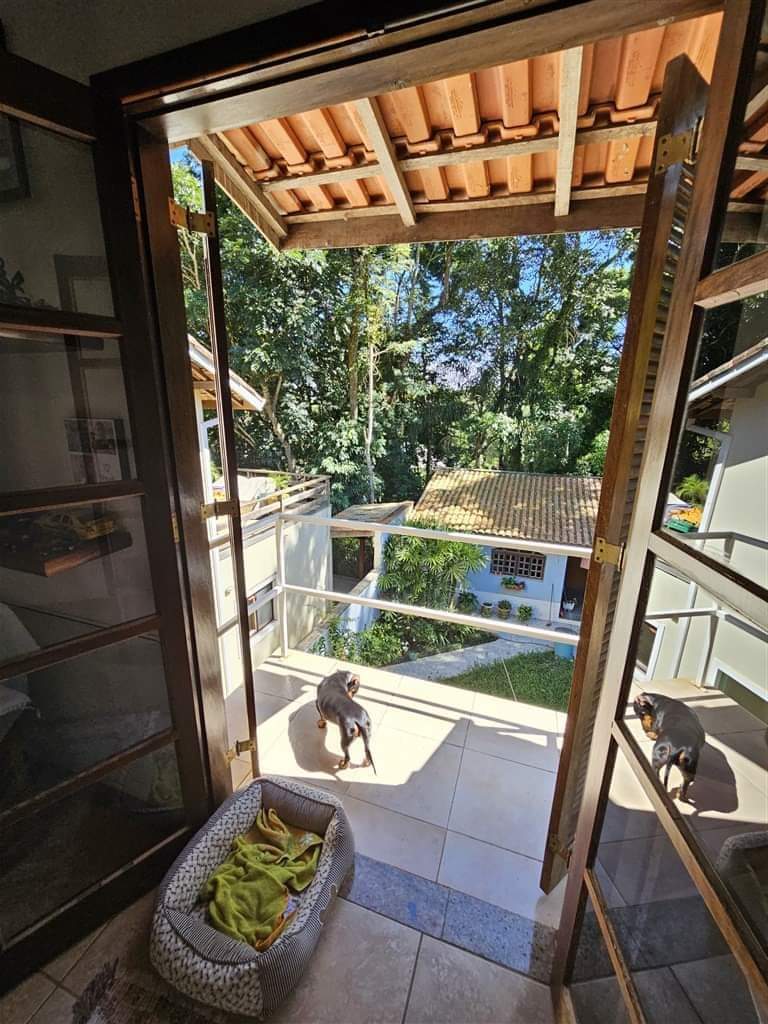 Casa em condomínio