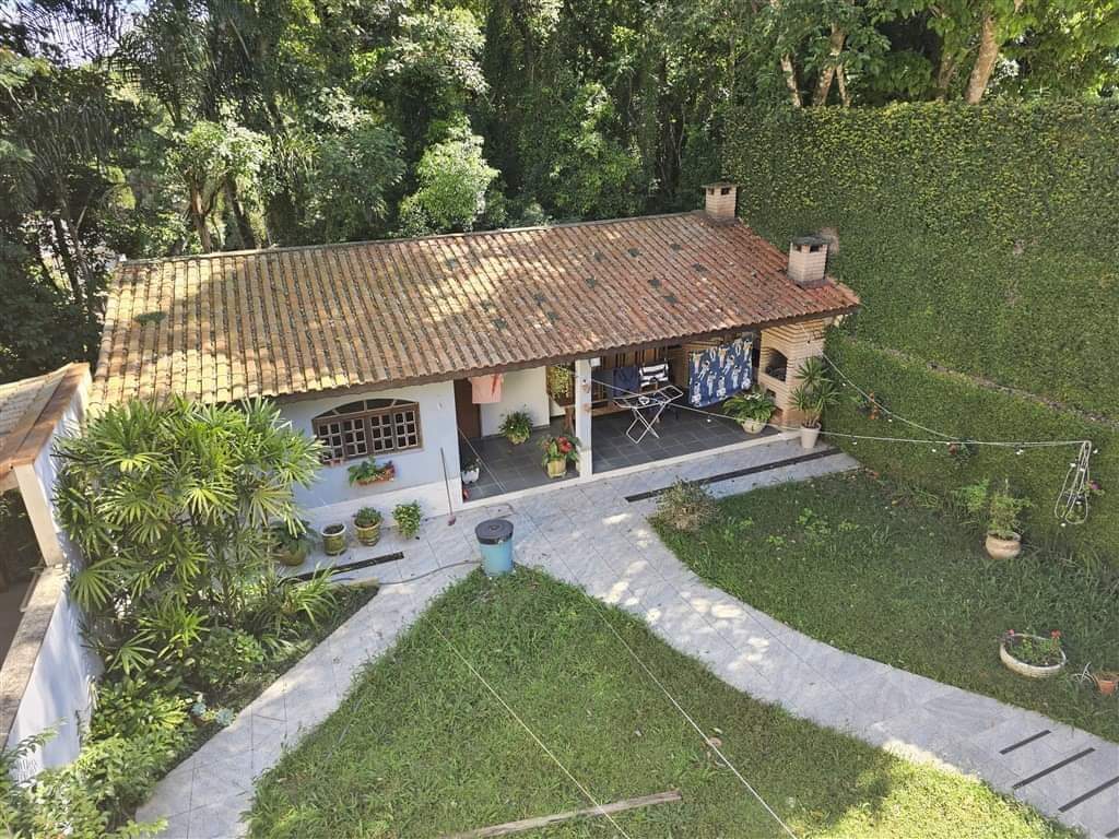 Casa em condomínio