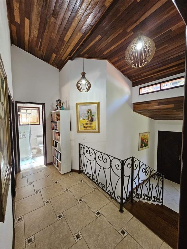 Casa em condomínio