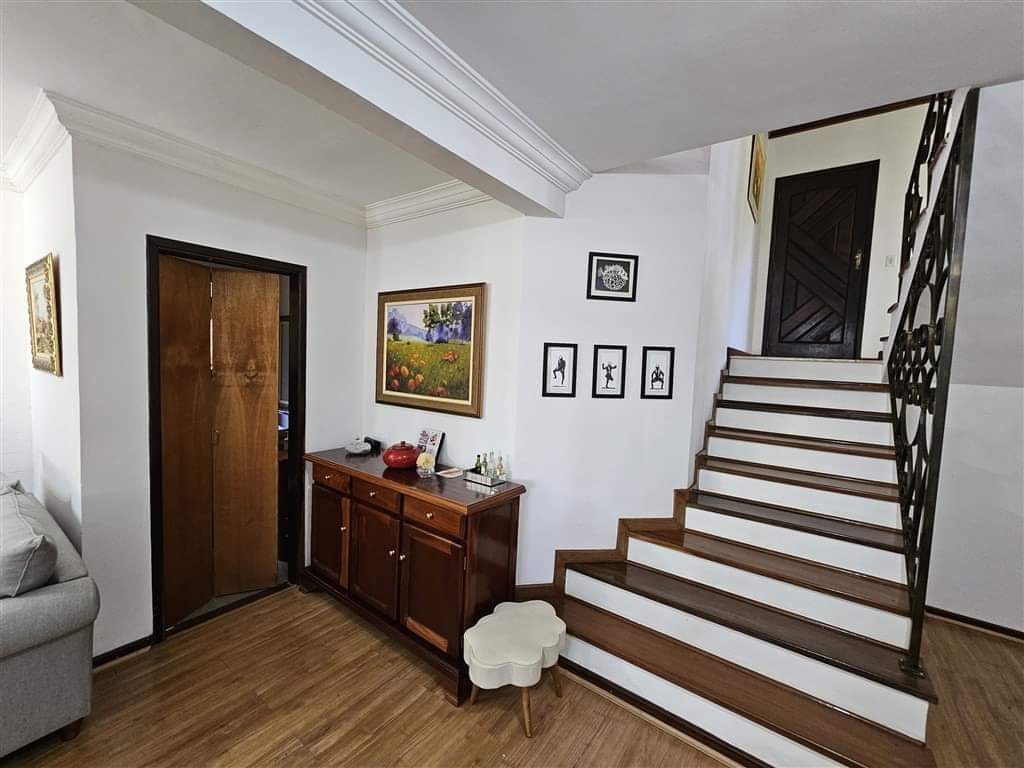 Casa em condomínio