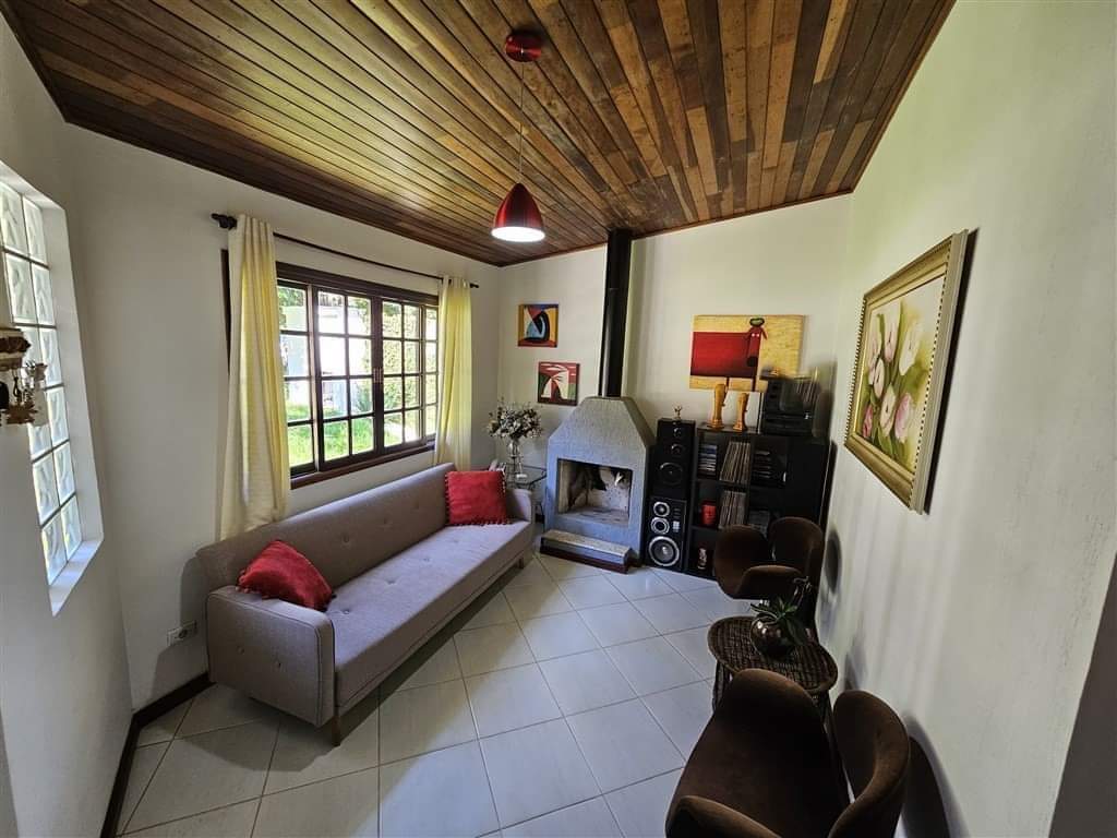 Casa em condomínio